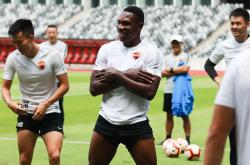 开云体育-马里诺斯取得胜利，追赶领先球队