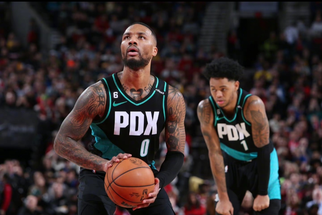 开拓者客场告捷，利拉德砍下35+10+10