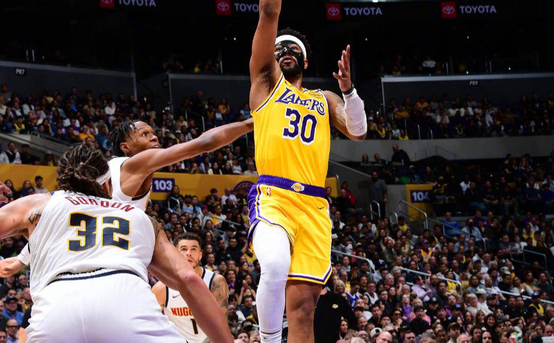 关于湖人逆袭击败黄蜂，豆沙倒豆沙有榨菜的信息