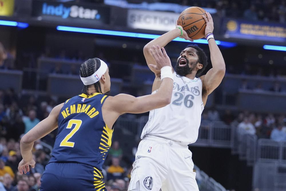 关于步行者客场负独行侠再遭失利的信息